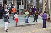 Kenya-team-distributes-masks-to-local-community